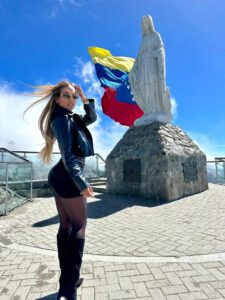 Verónica Weffer: La vlogger venezolana que recorre el mundo y celebra